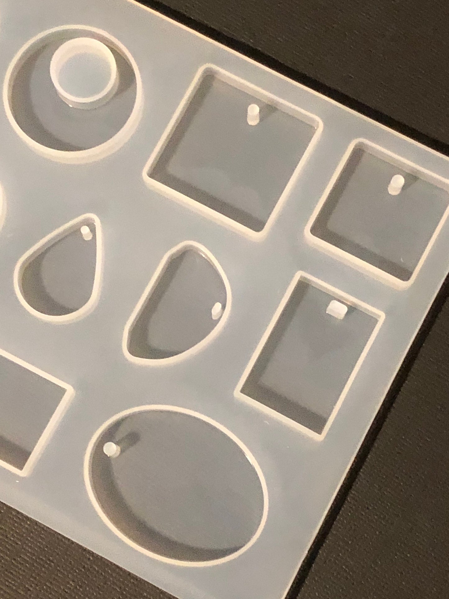 12pc Assorted Shape Round Disc Square Teardrop Rectangle Oval Puzzle Shape Flexible Clear Silicone Mold For Epoxy or UV Resin