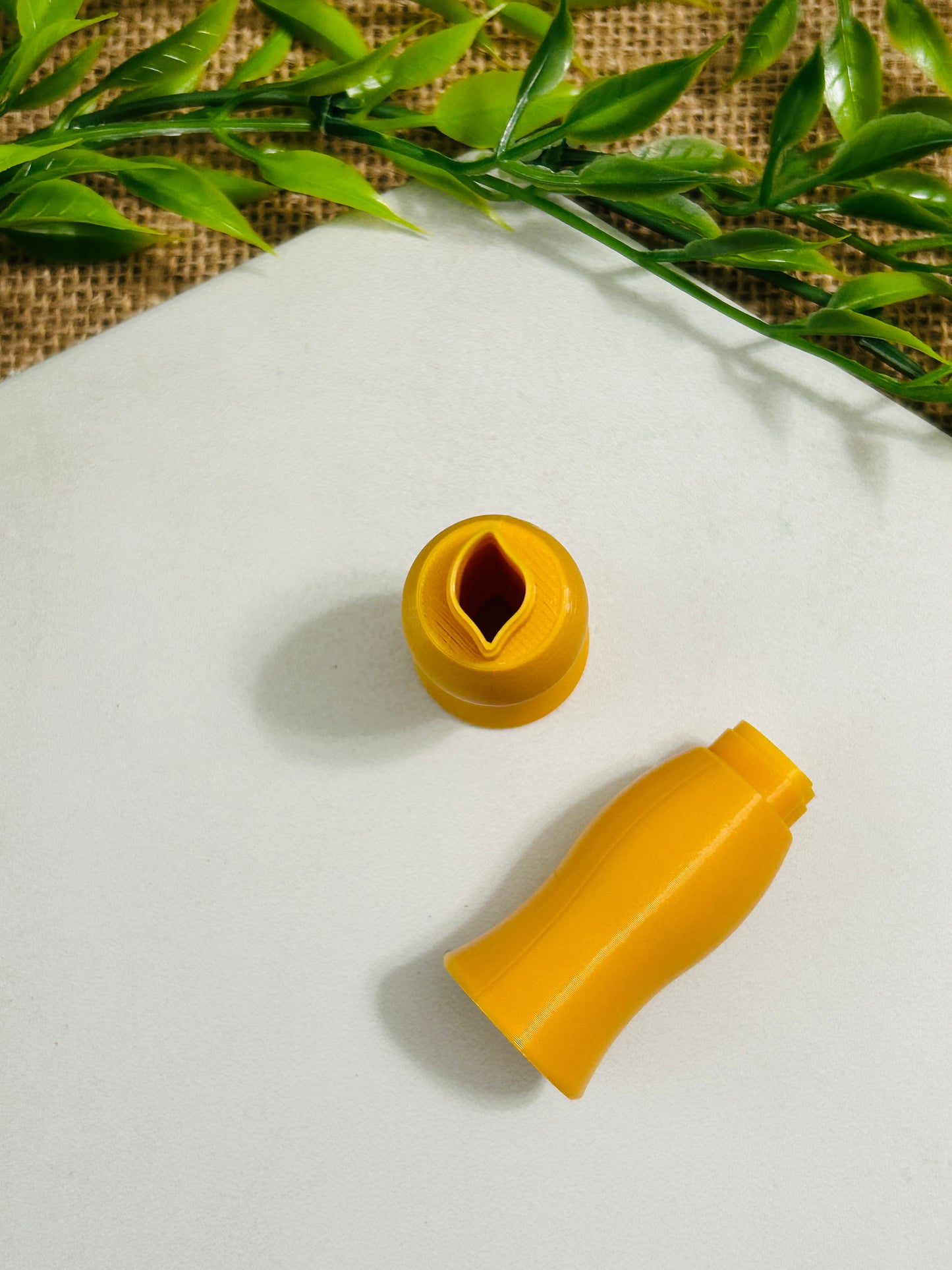 Pointy Curved Petal Outline Polymer Clay Micro Cutter 4 Sizes You Choose