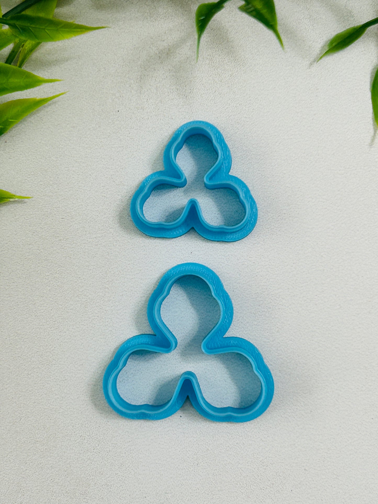 3 Petal Flower Outline Polymer Clay Cutter 8 Sizes You Choose