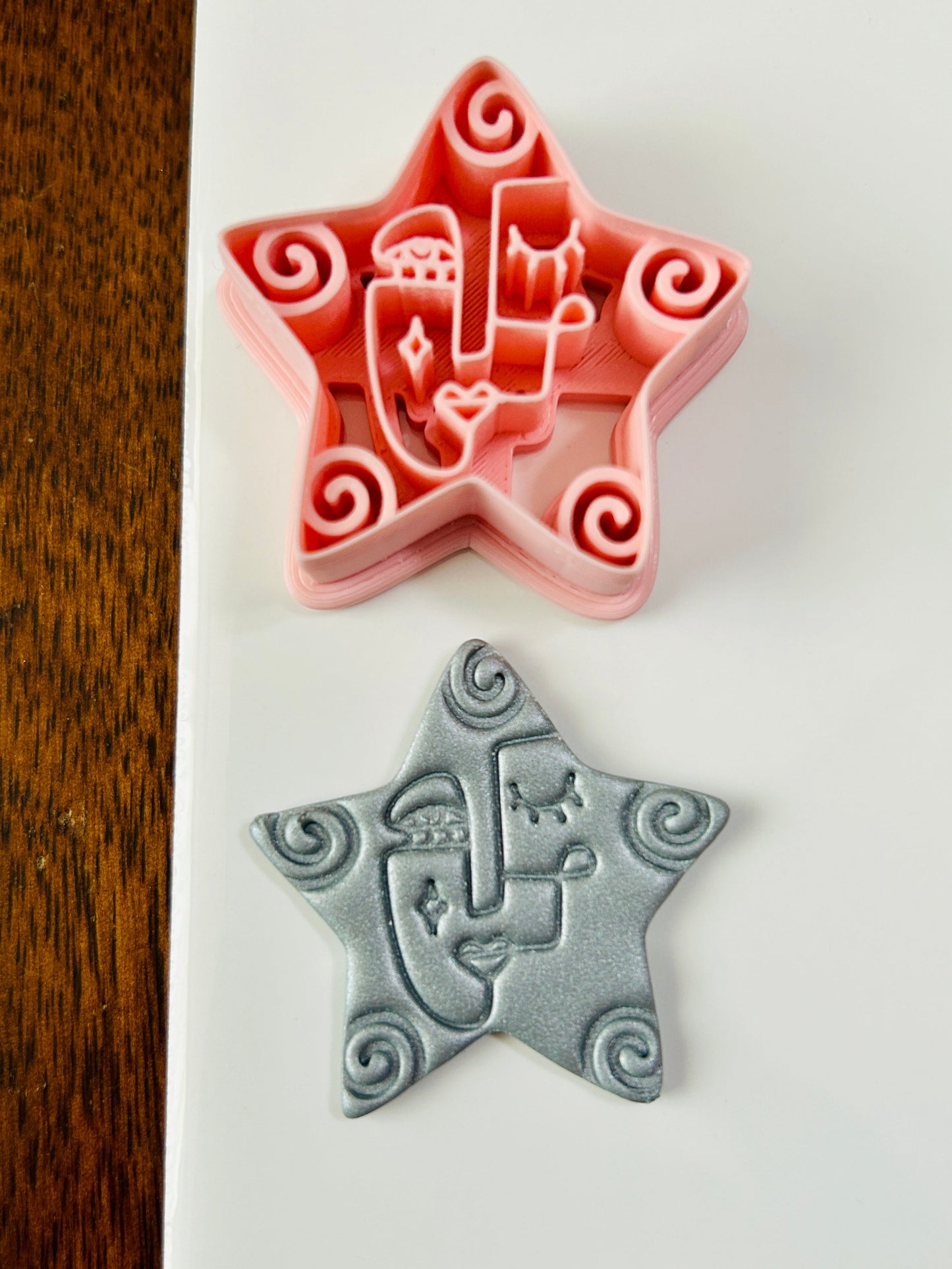 2pc Abstract Artsy Ladies Star Face Imprint Polymer Clay Cutter 6 Sizes YOU CHOOSE