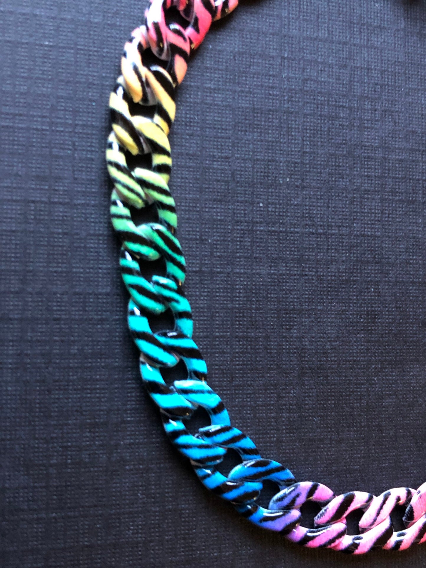 7 Inch Rainbow Zebra Animal Print 6x9mm Chain Link Charm Bracelets Enamel Painted  Lightweight Steel Metal Chain