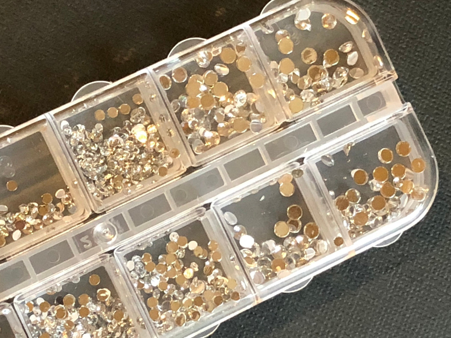 Assorted Clear Round Acrylic Rhinestones Mini Flatback Cabochon Set Approx 1.8 to 3mm