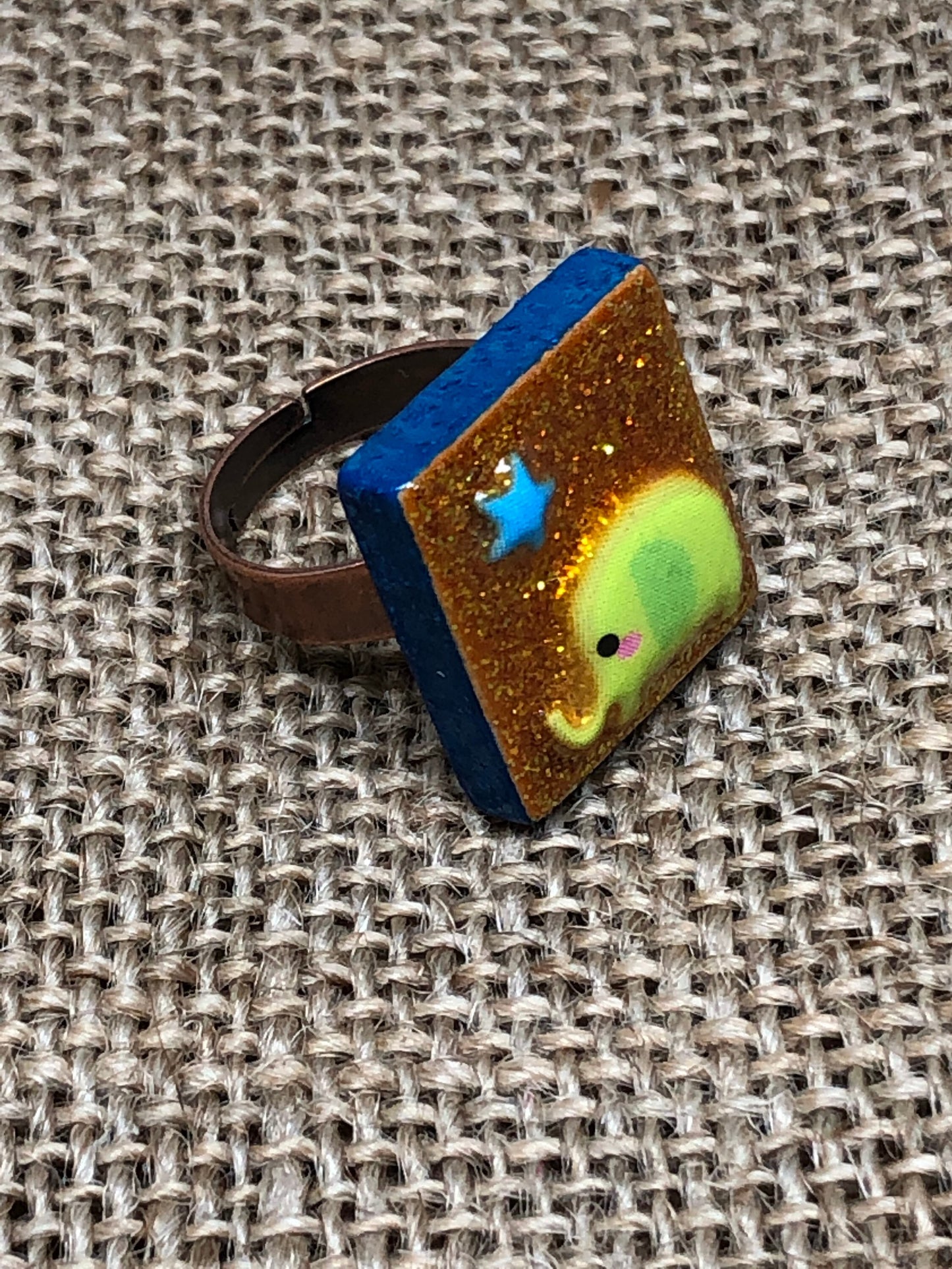 Little Green Elephant Glittery Adjustable Statement Ring